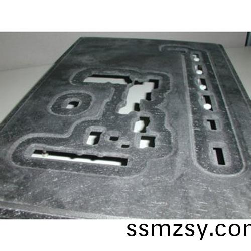 過鑪(lu)裌具生(sheng)産